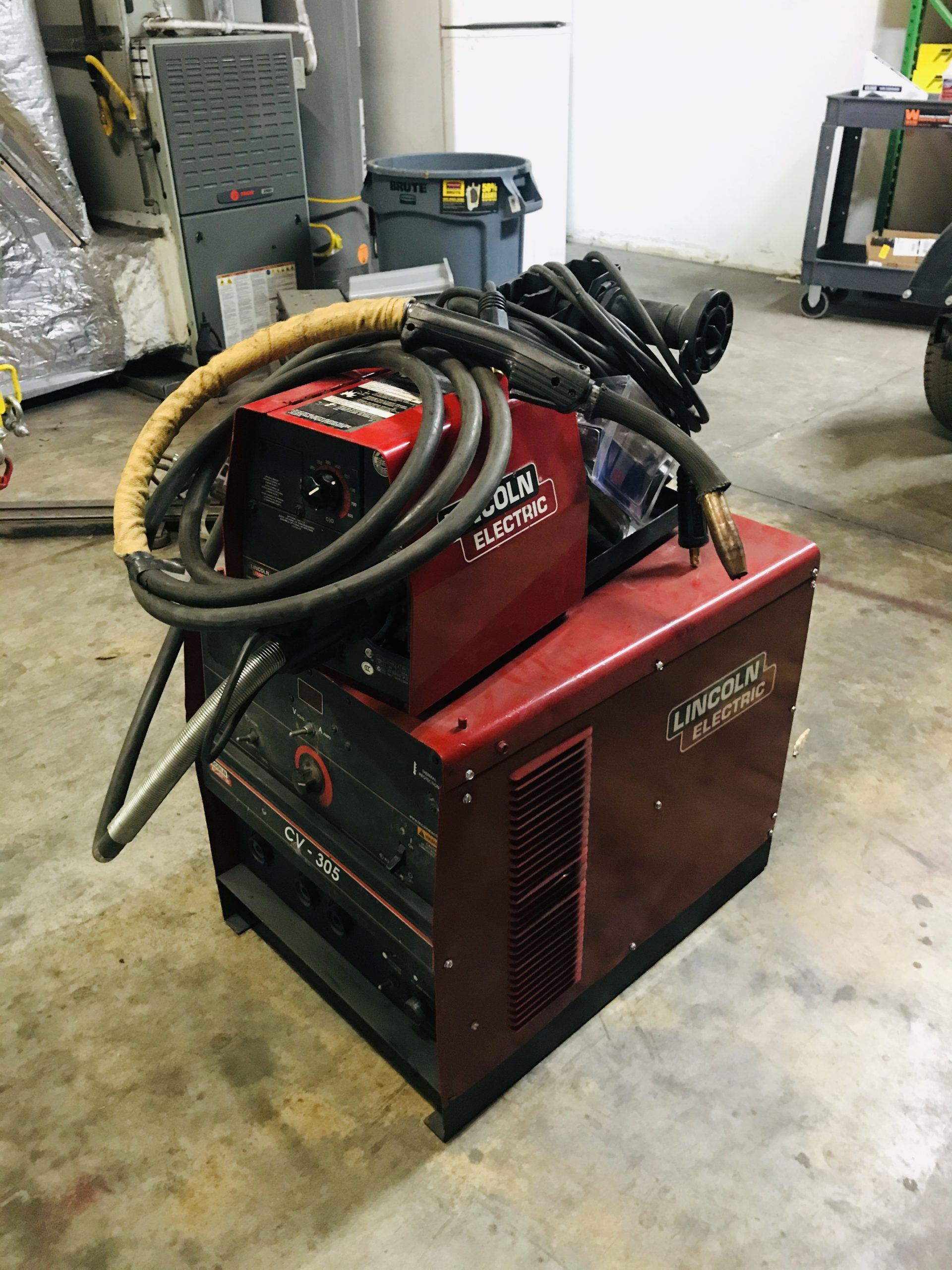 Lincoln Idealarc CV305 MIG Welder & Feeder ArcHeat