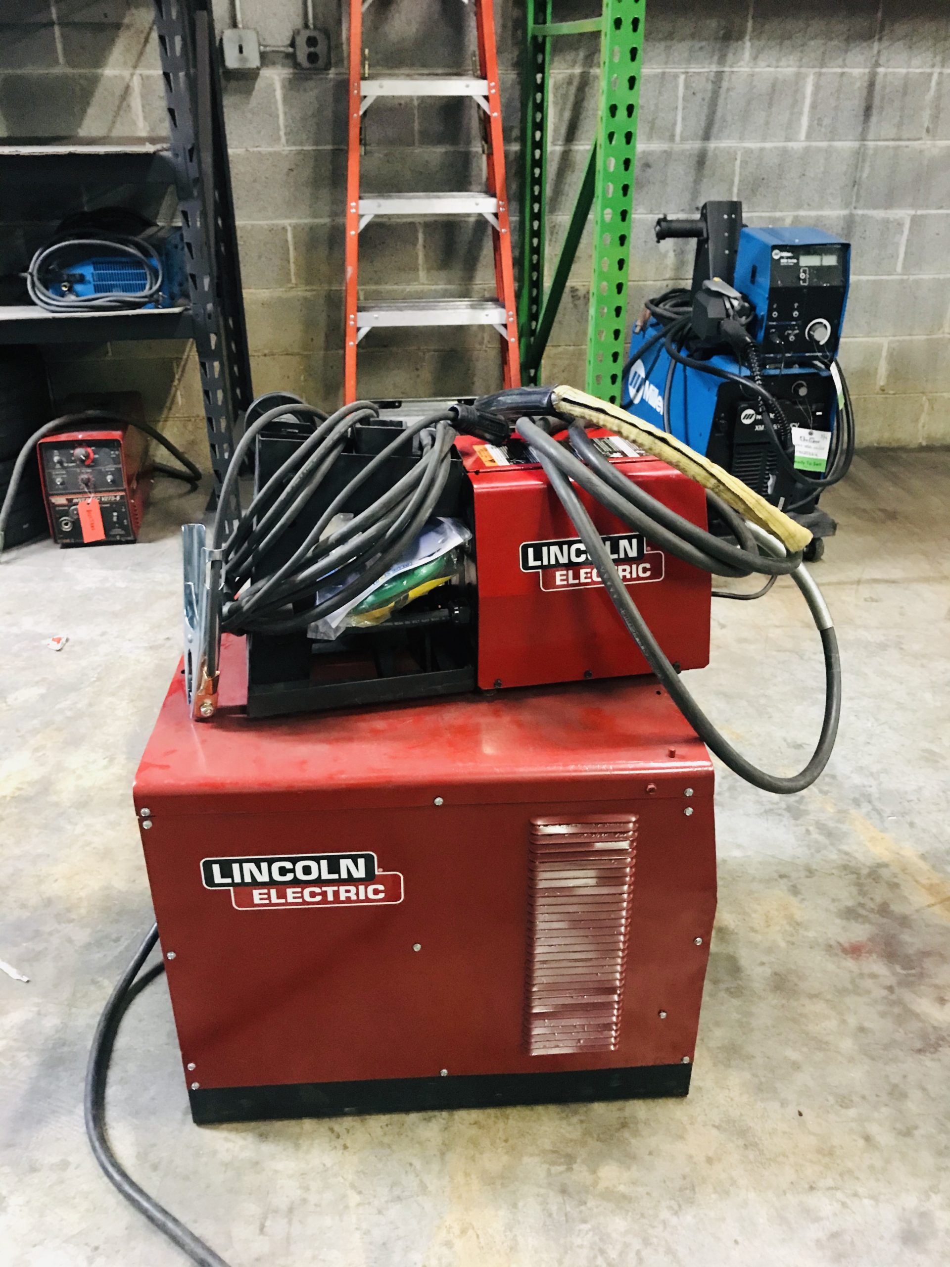 Lincoln Idealarc CV305 MIG Welder & Feeder ArcHeat