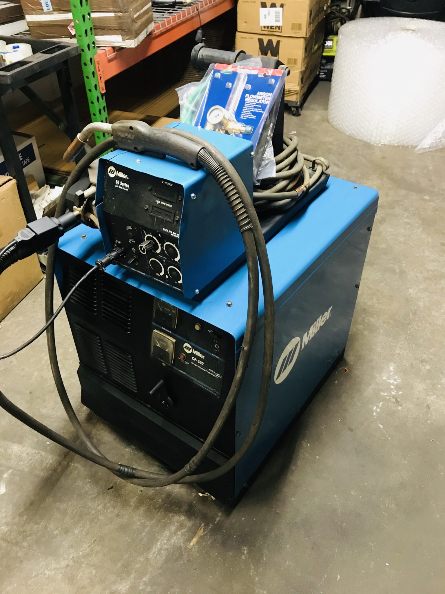 Miller CP302 MIG Welder 4Drive Roll Feeder ArcHeat
