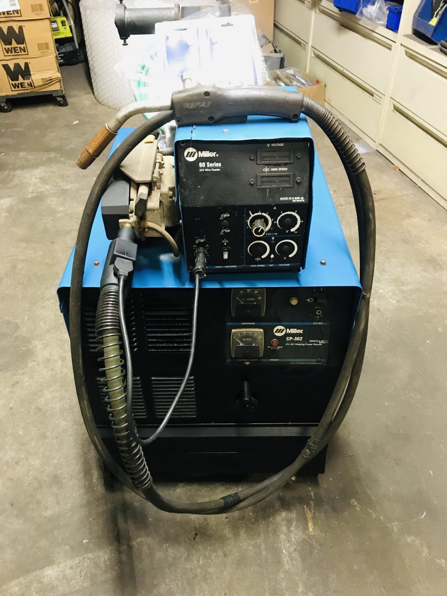 Miller CP302 MIG Welder 4Drive Roll Feeder ArcHeat